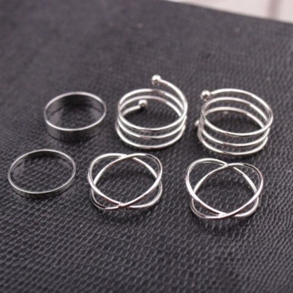 NEW Midi Geometric Stackable 6 Piece Ring Set - Picture 2 of 3